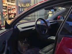 تسلا موديل 3